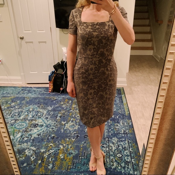 Banana Republic grey and beige form fitting dress - Picture 2 of 7